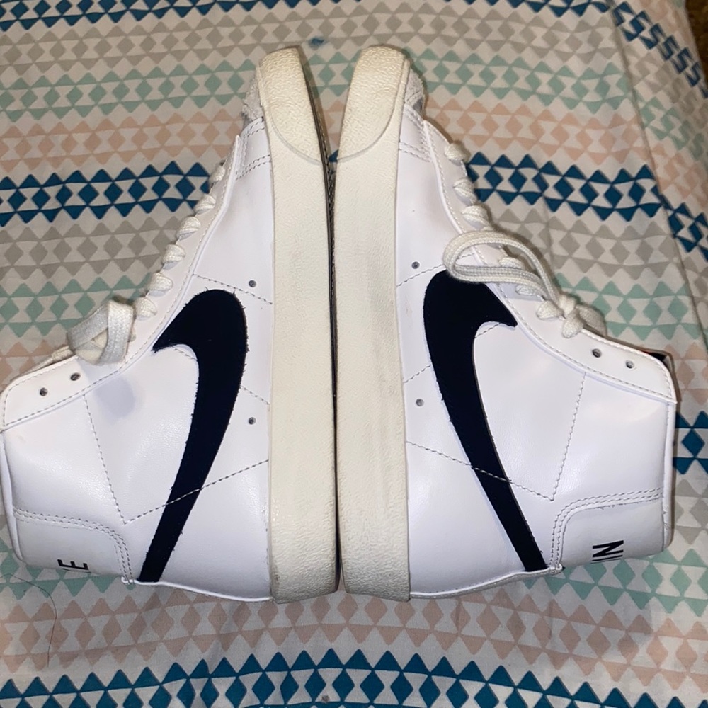 Women’s nike blazers